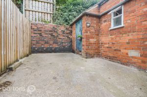 Photo 9- click for photo gallery